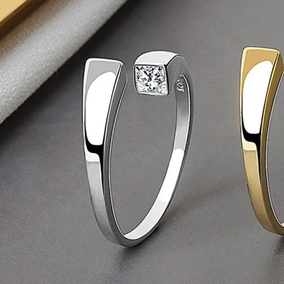 #46 ✨NEW 925 Sterling Silver Wrap Zircon Ring - Picture 5 of 7